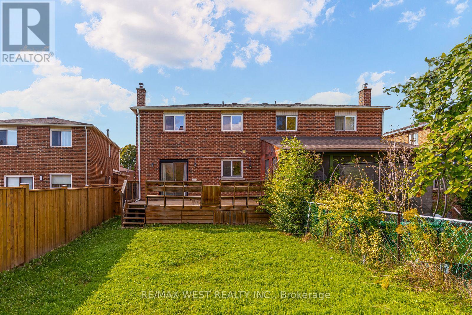 101 Tall Grass Trail, Vaughan, Ontario  L4L 3J3 - Photo 46 - N12934392