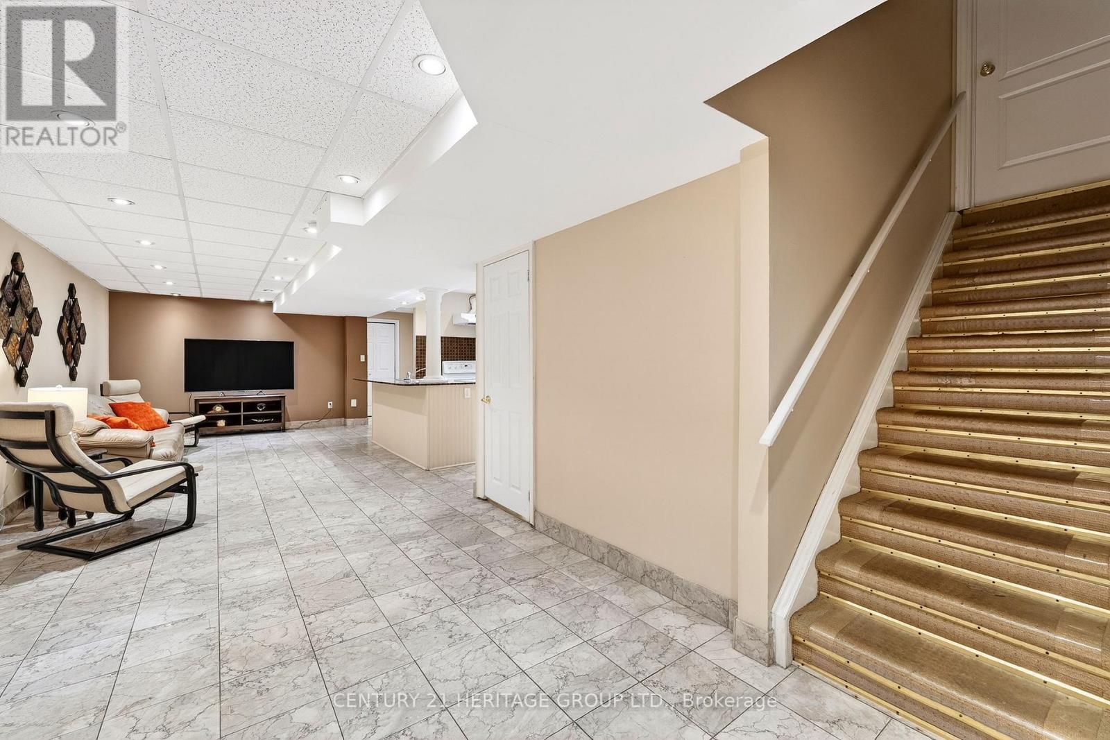 2 Adam Ernst Court, Vaughan, Ontario  L4H 2S5 - Photo 32 - N12934416