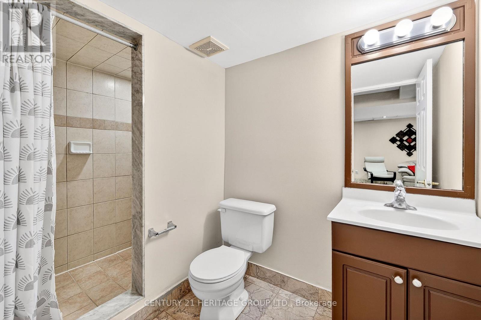 2 Adam Ernst Court, Vaughan, Ontario  L4H 2S5 - Photo 39 - N12934416