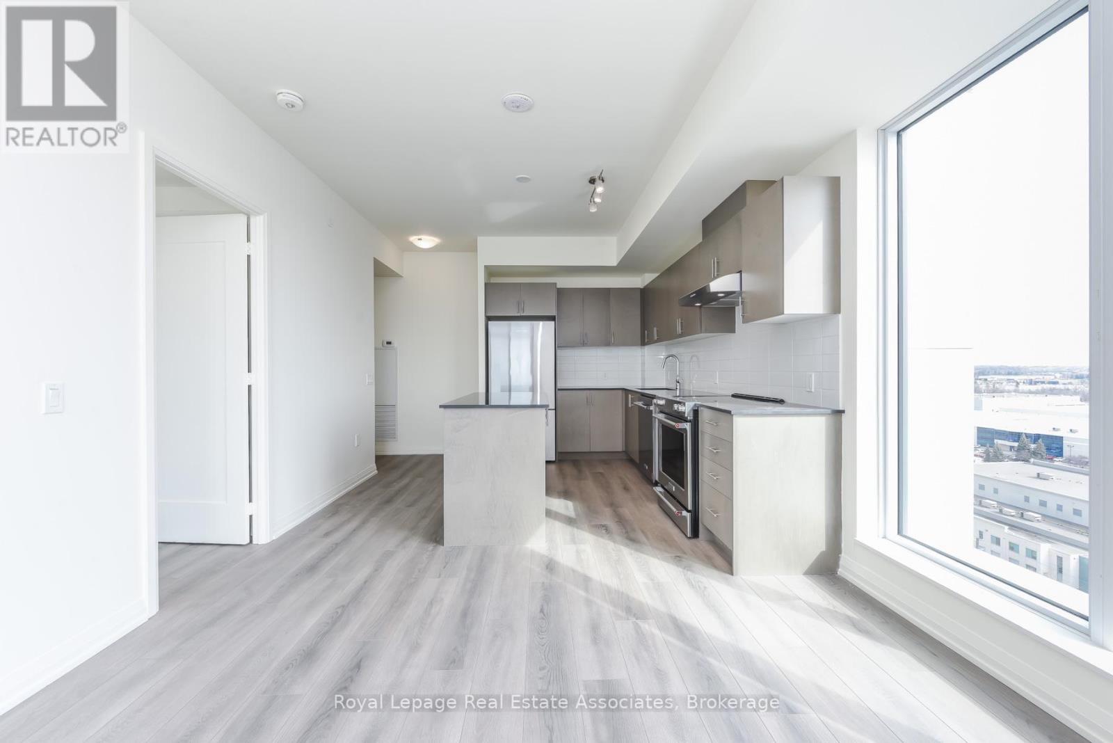 1121 - 8960 Jane Street, Vaughan (Concord), Ontario  L4K 2M9 - Photo 10 - N12934432