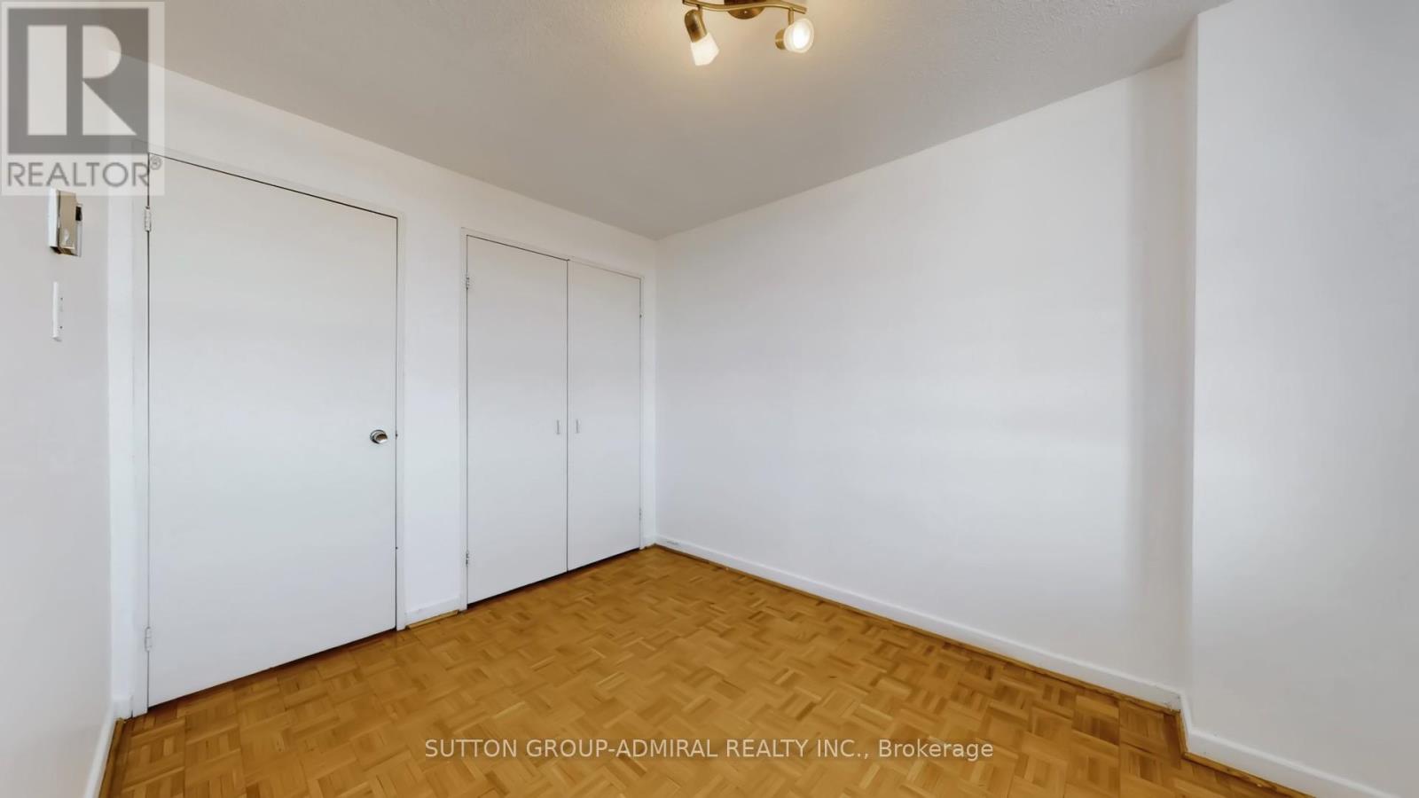 901 - 80 Inverlochy Boulevard, Markham, Ontario  L3T 4P3 - Photo 18 - N12934446