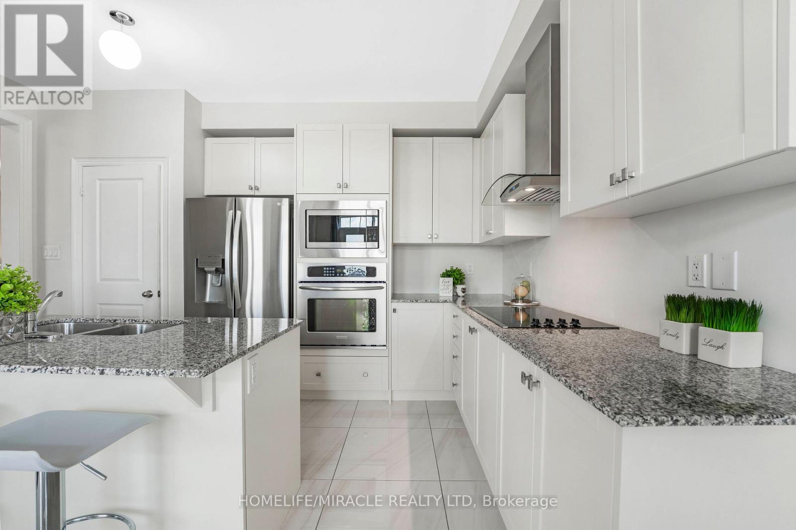 181 Boone Crescent, Vaughan, Ontario  L4H 4V1 - Photo 13 - N12934484