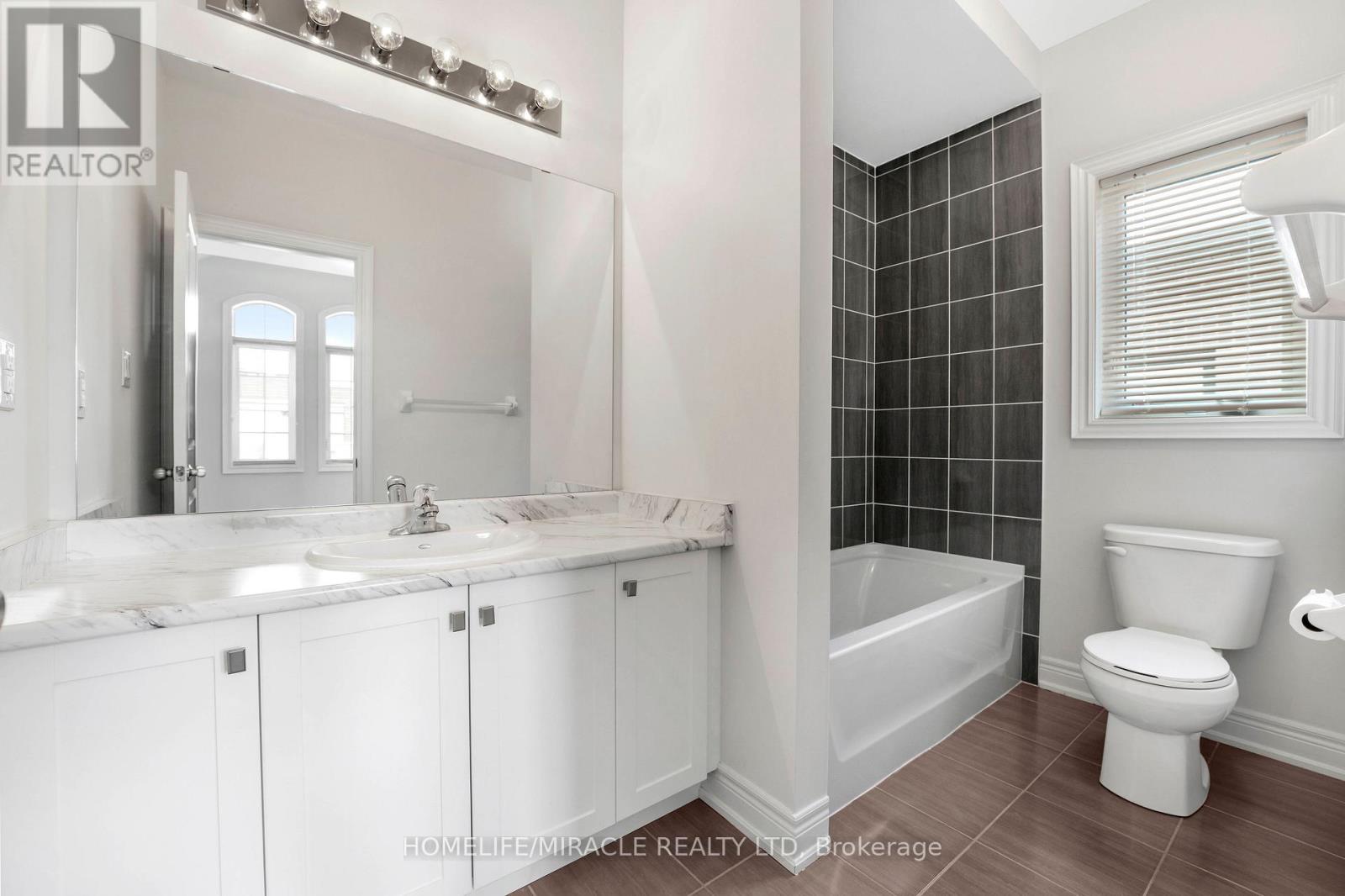 181 Boone Crescent, Vaughan, Ontario  L4H 4V1 - Photo 35 - N12934484