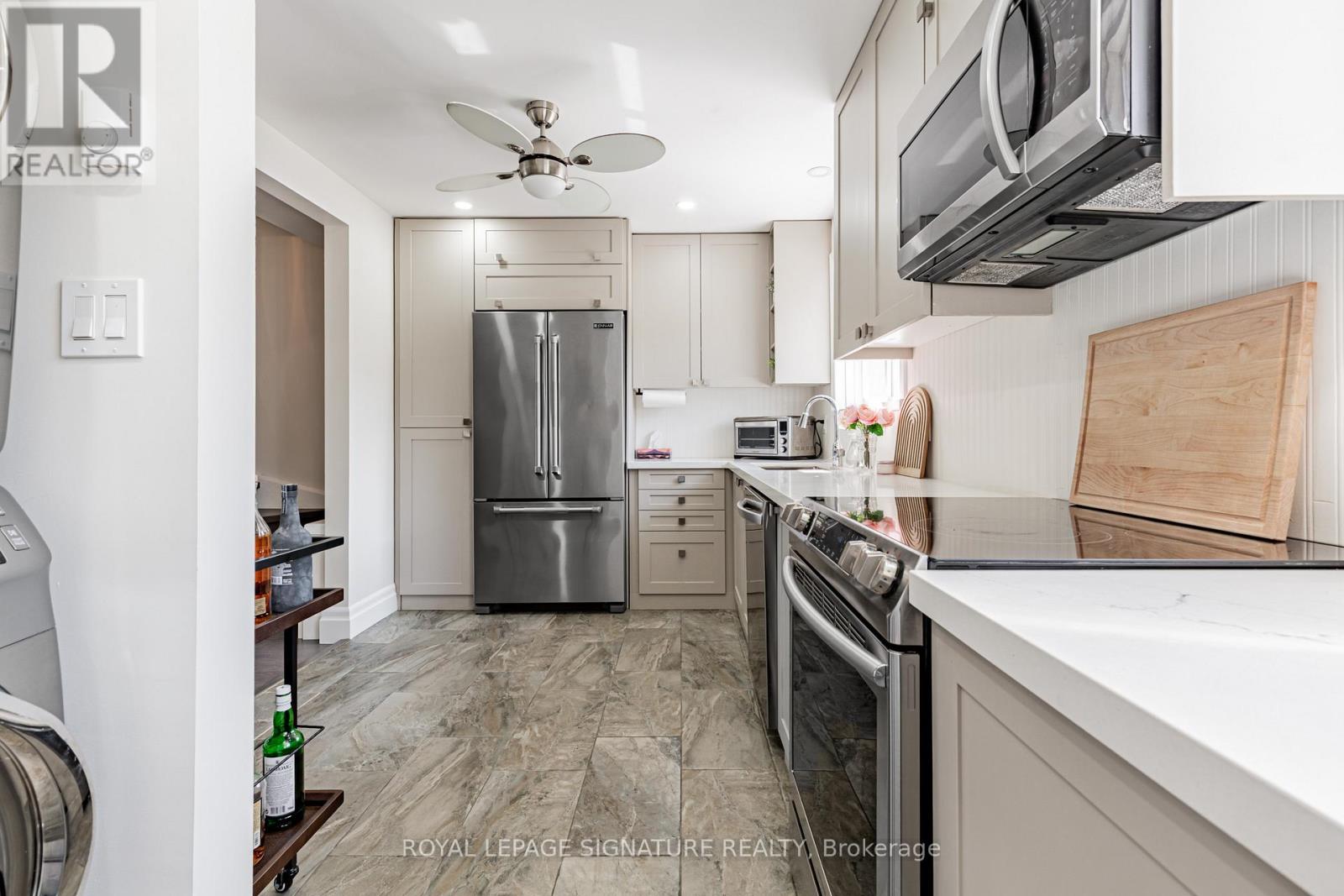 54 - 141 Clark Avenue, Markham (Thornhill), Ontario  L3T 4P4 - Photo 11 - N12747622