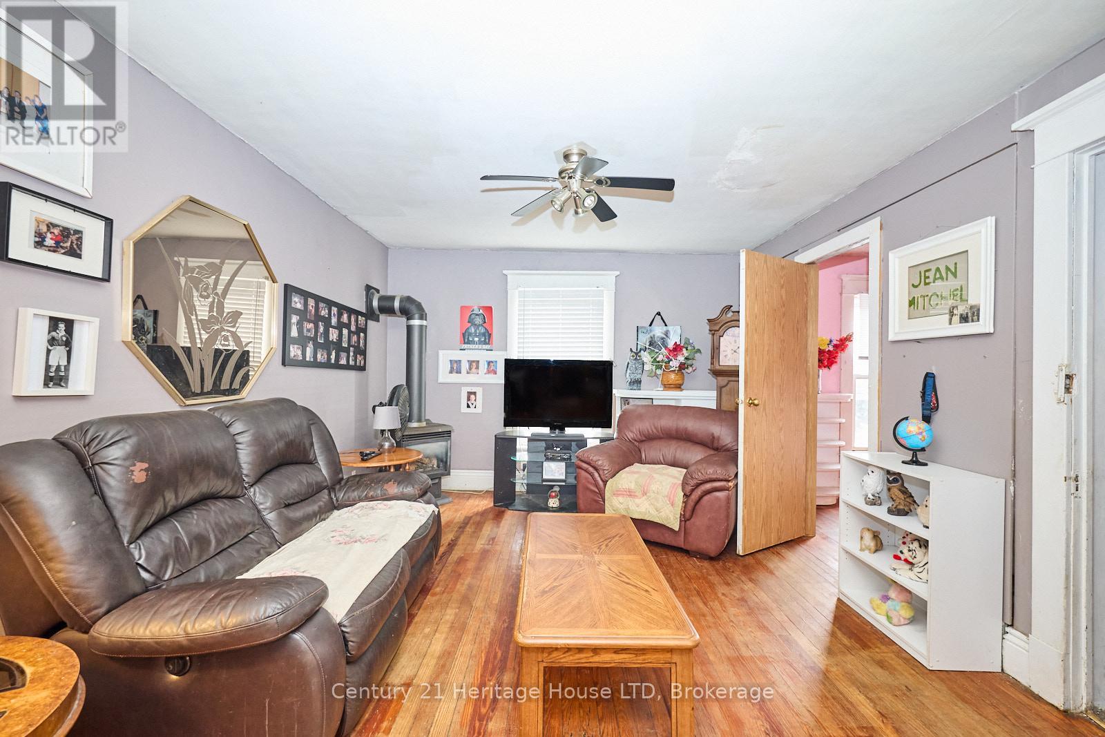 218 Phipps Street, Fort Erie, Ontario  L2A 2V5 - Photo 19 - X12928368