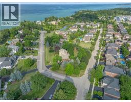 8 LOCHSIDE Drive, Stoney Creek, Ontario