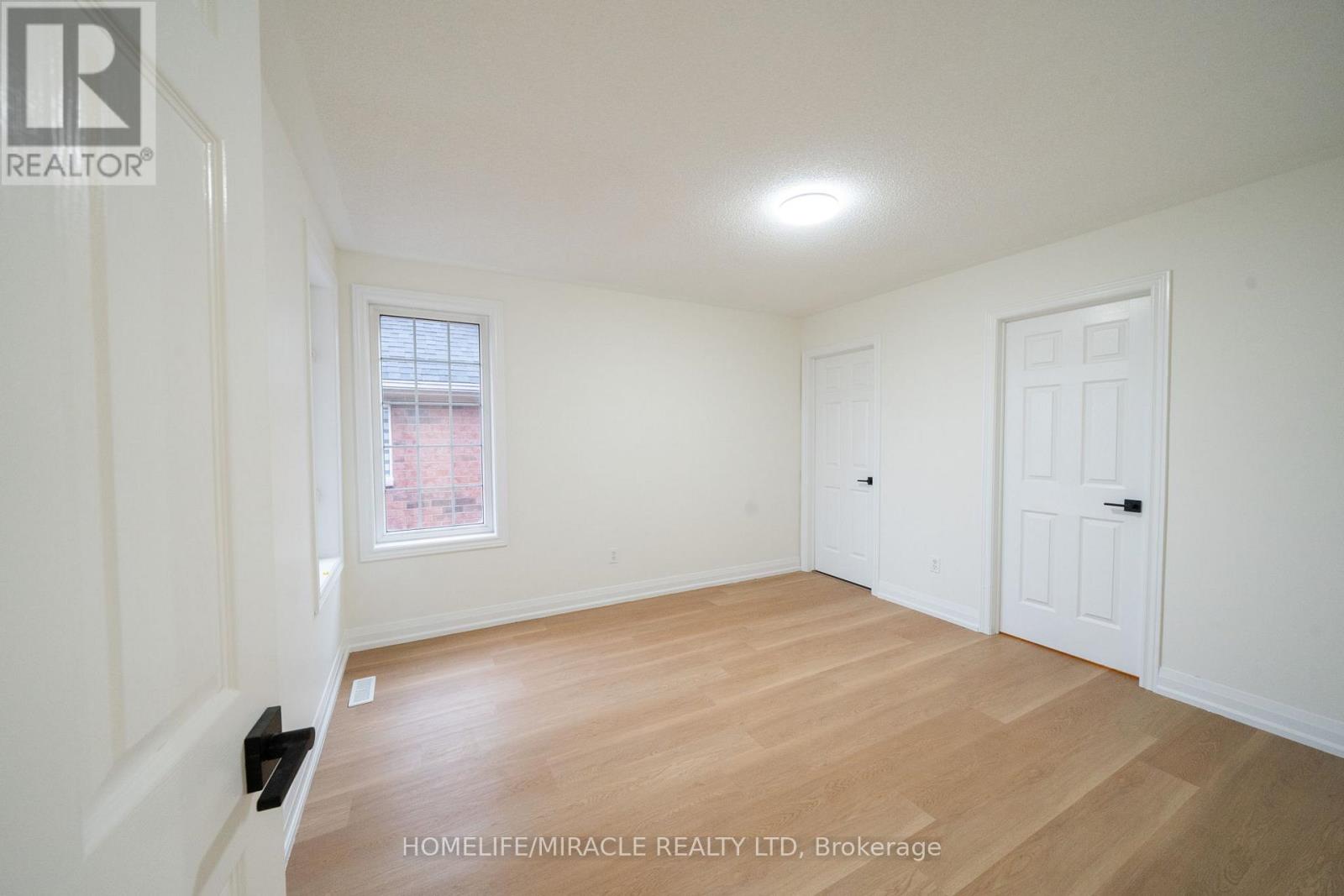 643 Warhol Way, Mississauga, Ontario  L5W 1L4 - Photo 26 - W12934286