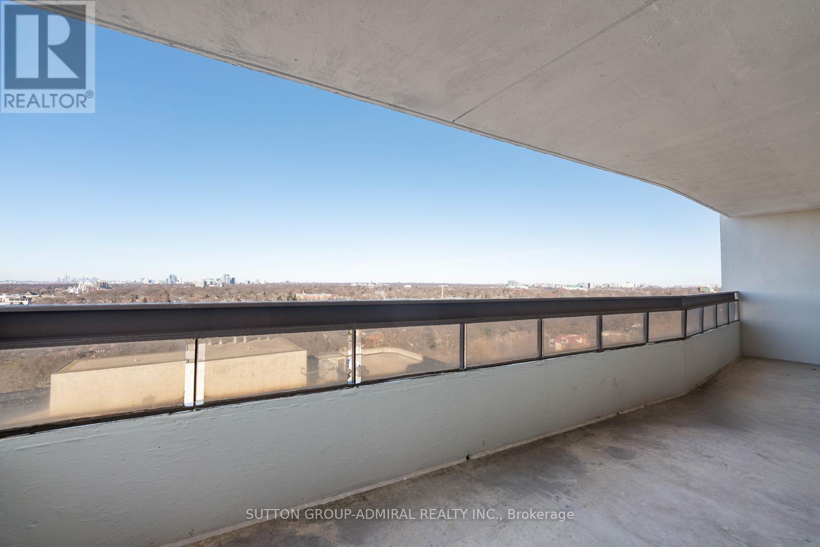 1502 - 100 Quebec Avenue, Toronto, Ontario  M6P 4B8 - Photo 13 - W12934304