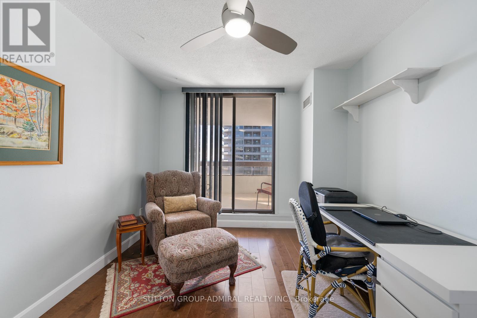 1502 - 100 Quebec Avenue, Toronto, Ontario  M6P 4B8 - Photo 16 - W12934304