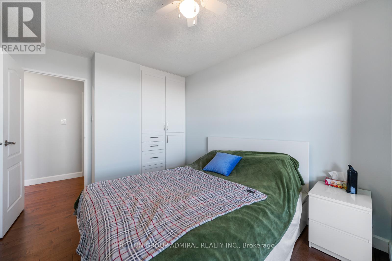 1502 - 100 Quebec Avenue, Toronto, Ontario  M6P 4B8 - Photo 21 - W12934304