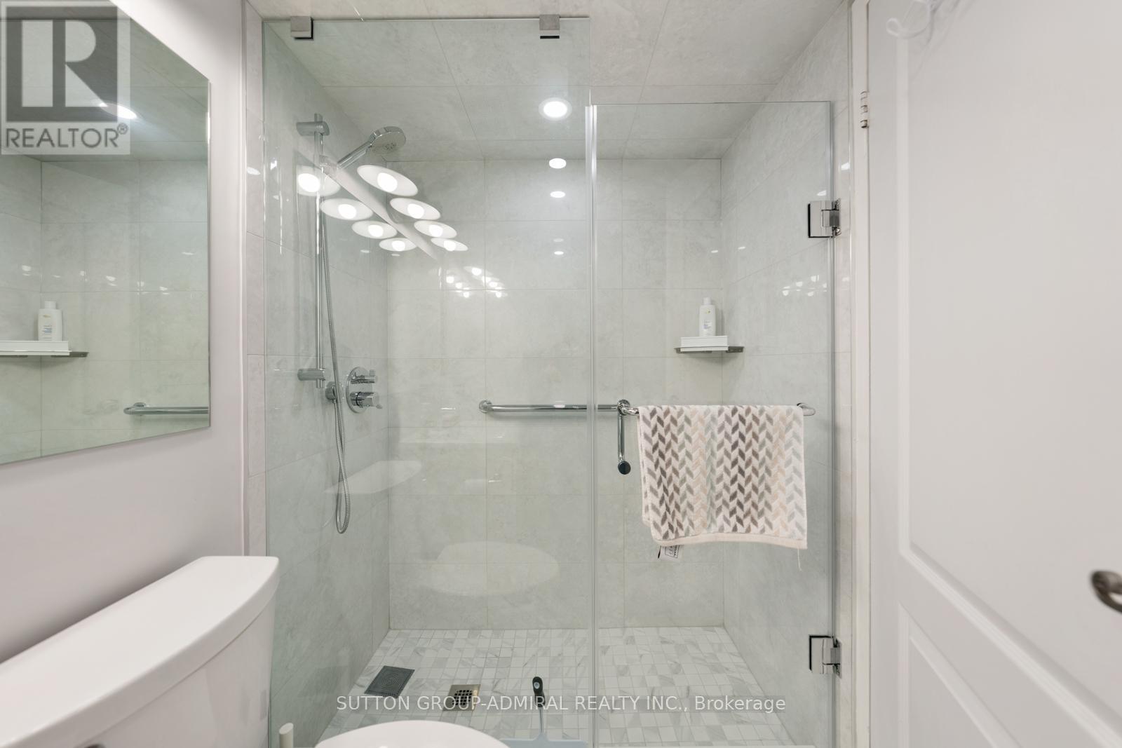 1502 - 100 Quebec Avenue, Toronto, Ontario  M6P 4B8 - Photo 24 - W12934304