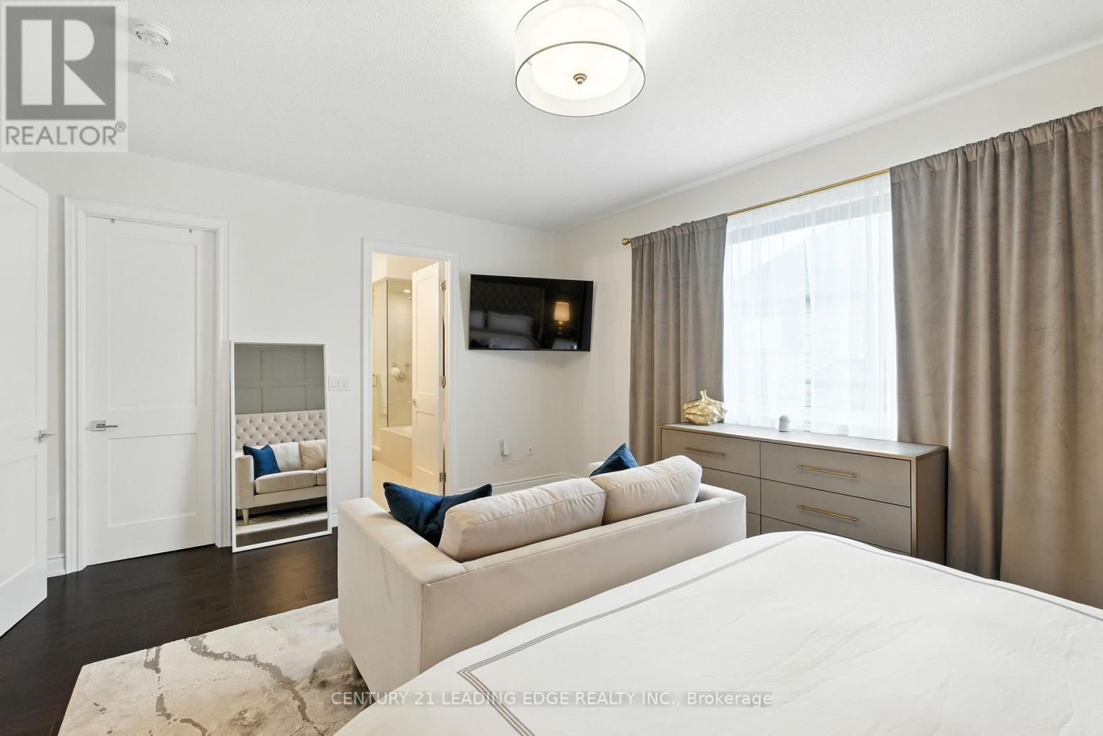 3239 Millicent Avenue, Oakville, Ontario  L6H 0V8 - Photo 16 - W12934324