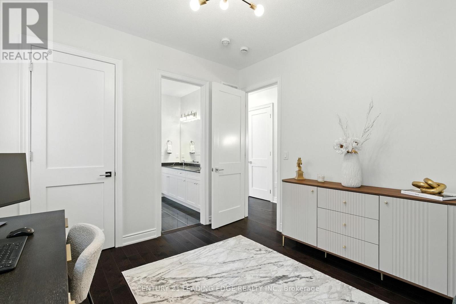 3239 Millicent Avenue, Oakville, Ontario  L6H 0V8 - Photo 21 - W12934324