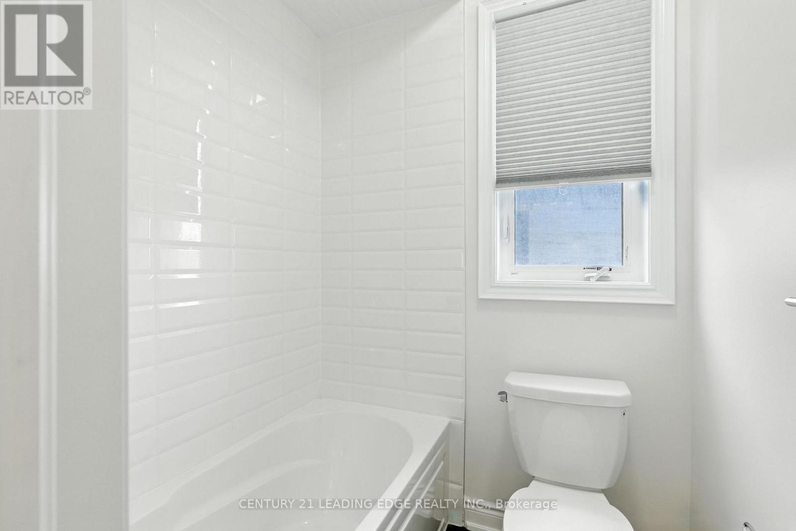 3239 Millicent Avenue, Oakville, Ontario  L6H 0V8 - Photo 23 - W12934324