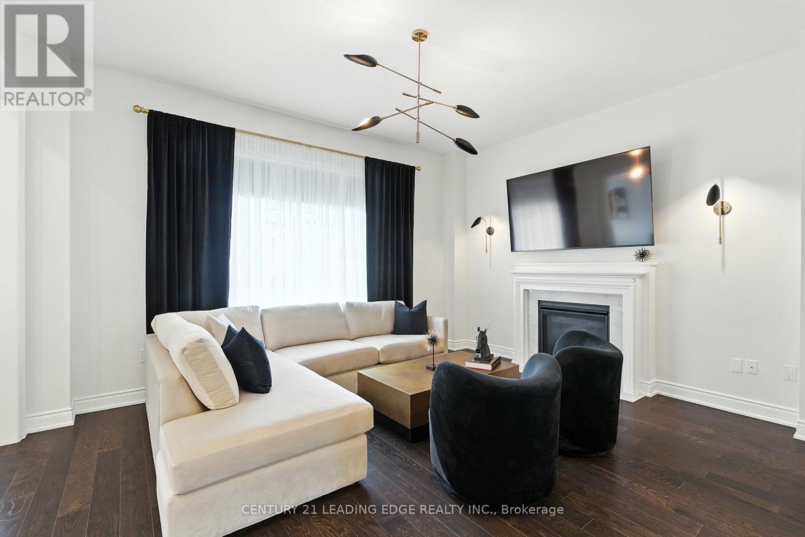 3239 Millicent Avenue, Oakville, Ontario  L6H 0V8 - Photo 6 - W12934324