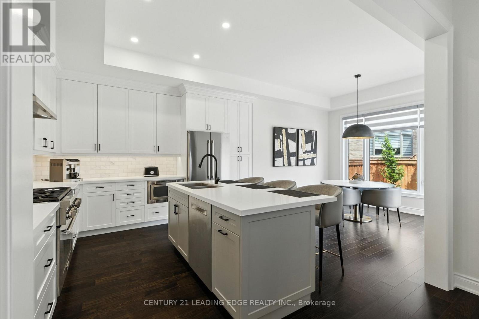 3239 Millicent Avenue, Oakville, Ontario  L6H 0V8 - Photo 8 - W12934324