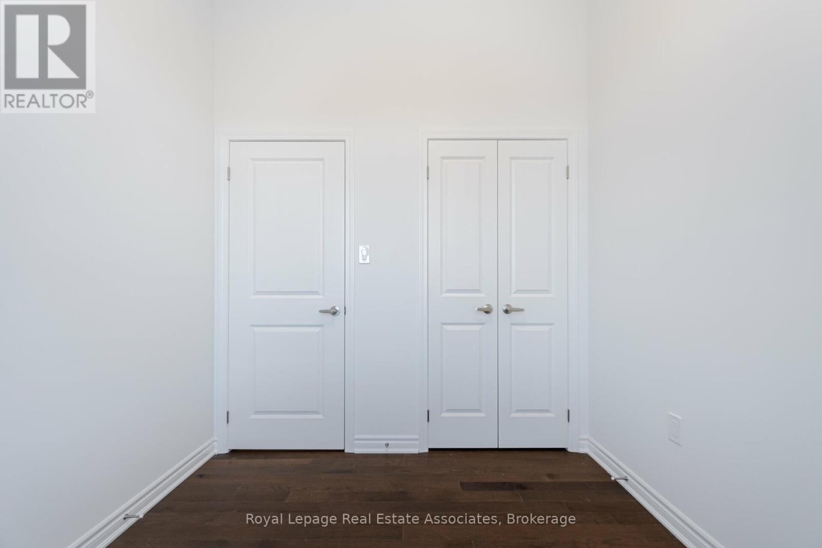 1226 Granary Street, Oakville, Ontario  L6H 7Y4 - Photo 32 - W12934336