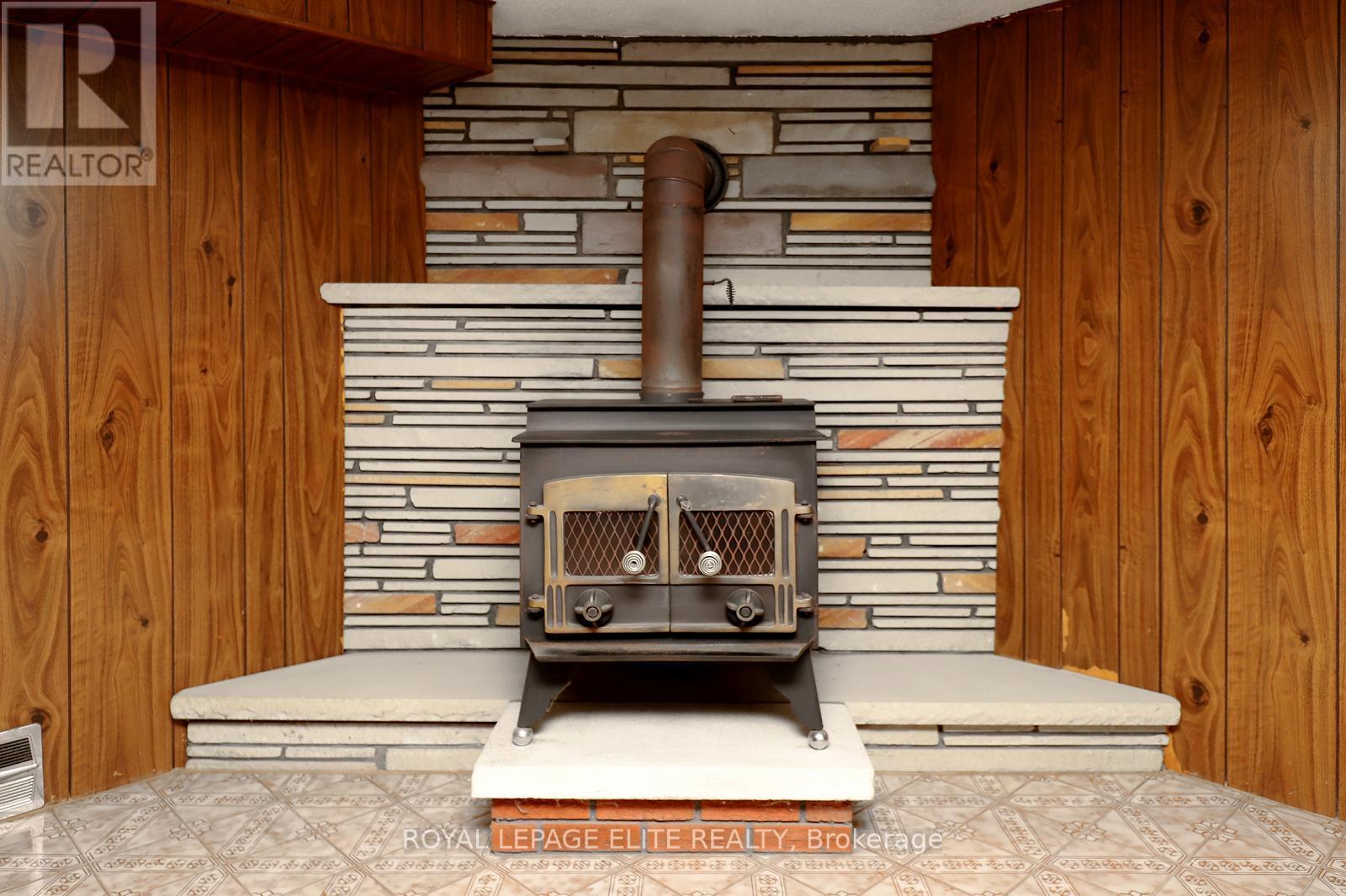 86 Melbert Road, Toronto, Ontario  M9C 3R1 - Photo 31 - W12934380