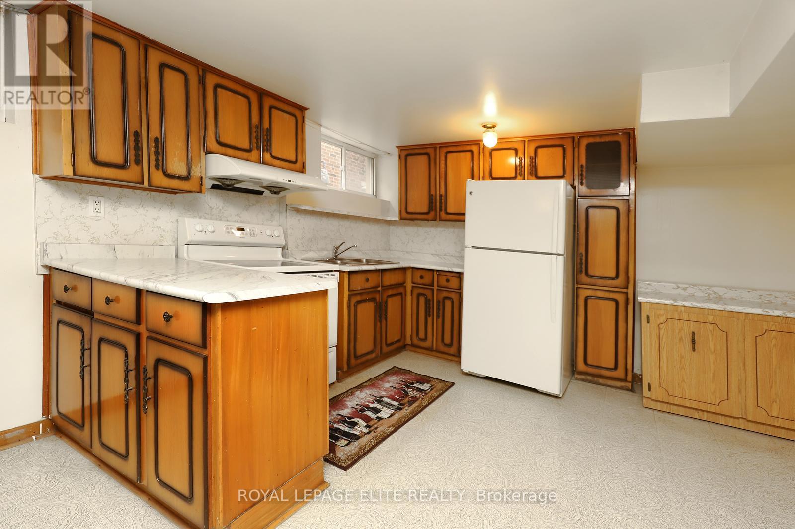 86 Melbert Road, Toronto, Ontario  M9C 3R1 - Photo 36 - W12934380