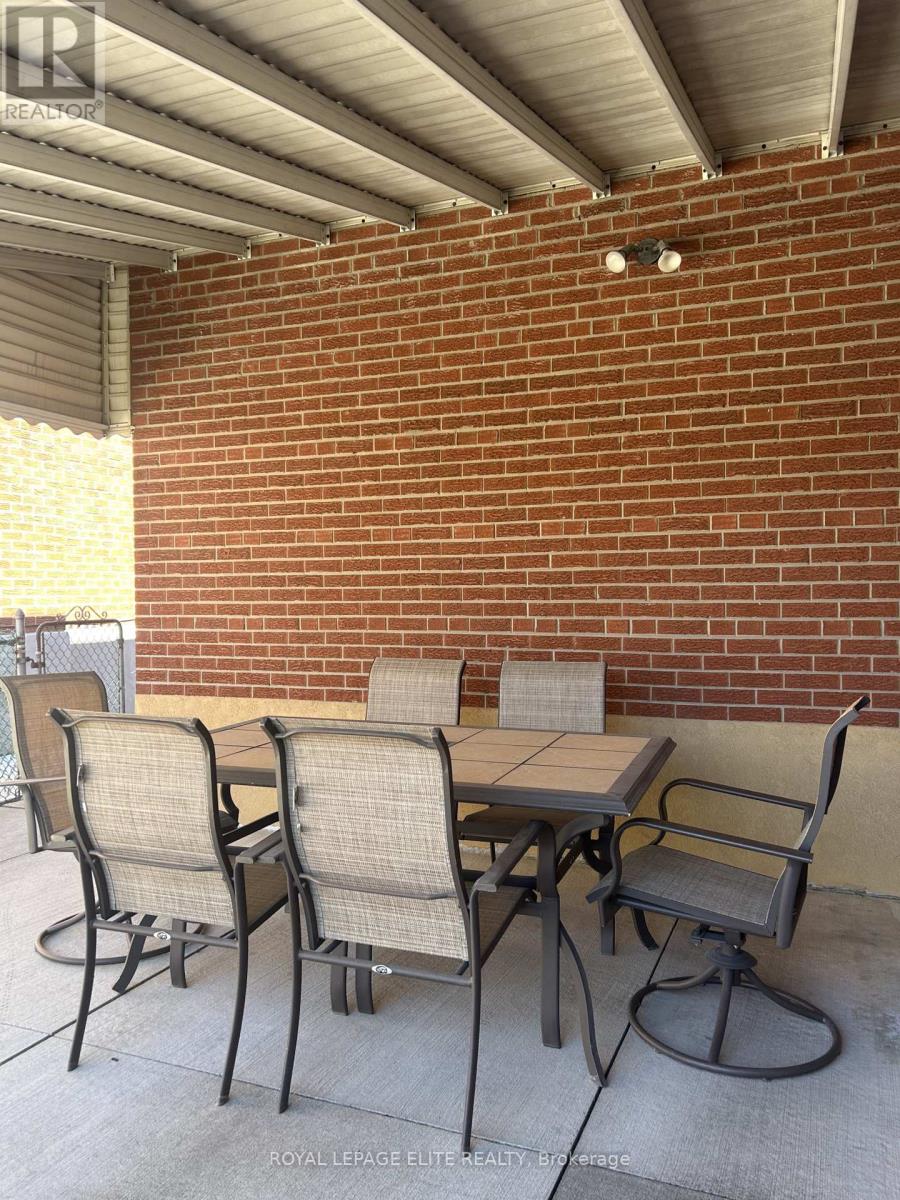 86 Melbert Road, Toronto, Ontario  M9C 3R1 - Photo 39 - W12934380