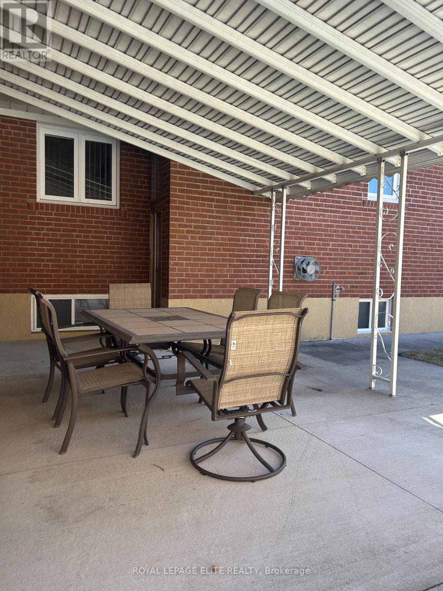 86 Melbert Road, Toronto, Ontario  M9C 3R1 - Photo 40 - W12934380