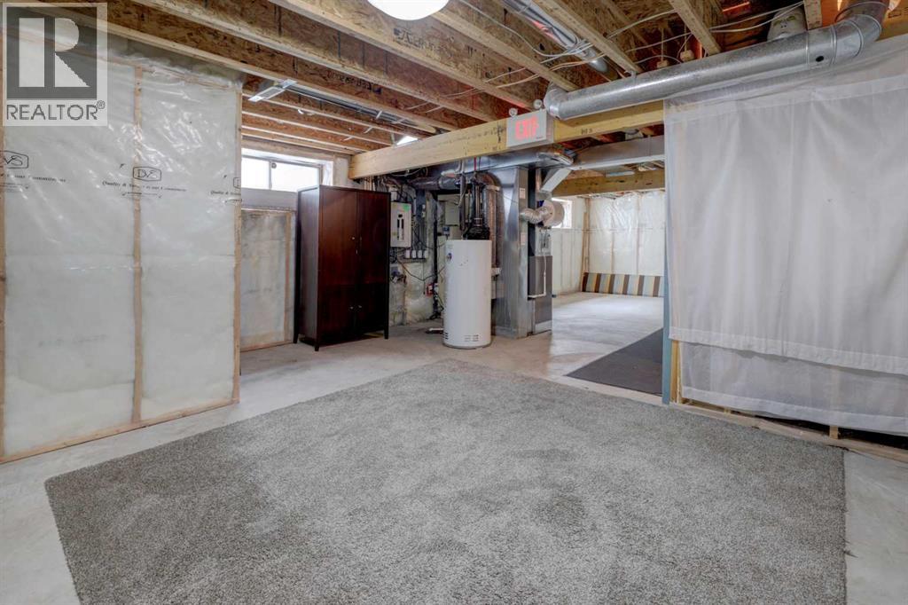 106 Luxstone Way SW, Airdrie, Alberta  T4B 0H6 - Photo 33 - A2290938