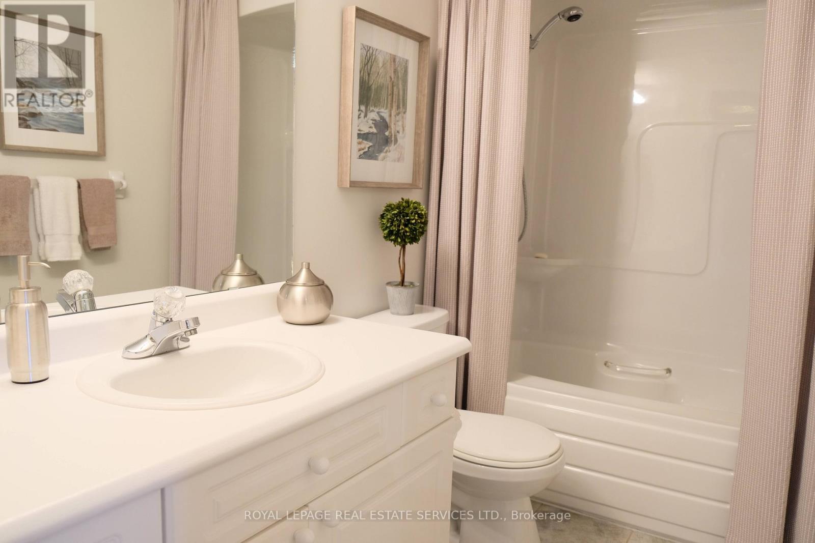 402 - 216c Plains Road W, Burlington (Bayview), Ontario  L7T 4L1 - Photo 23 - W12934424