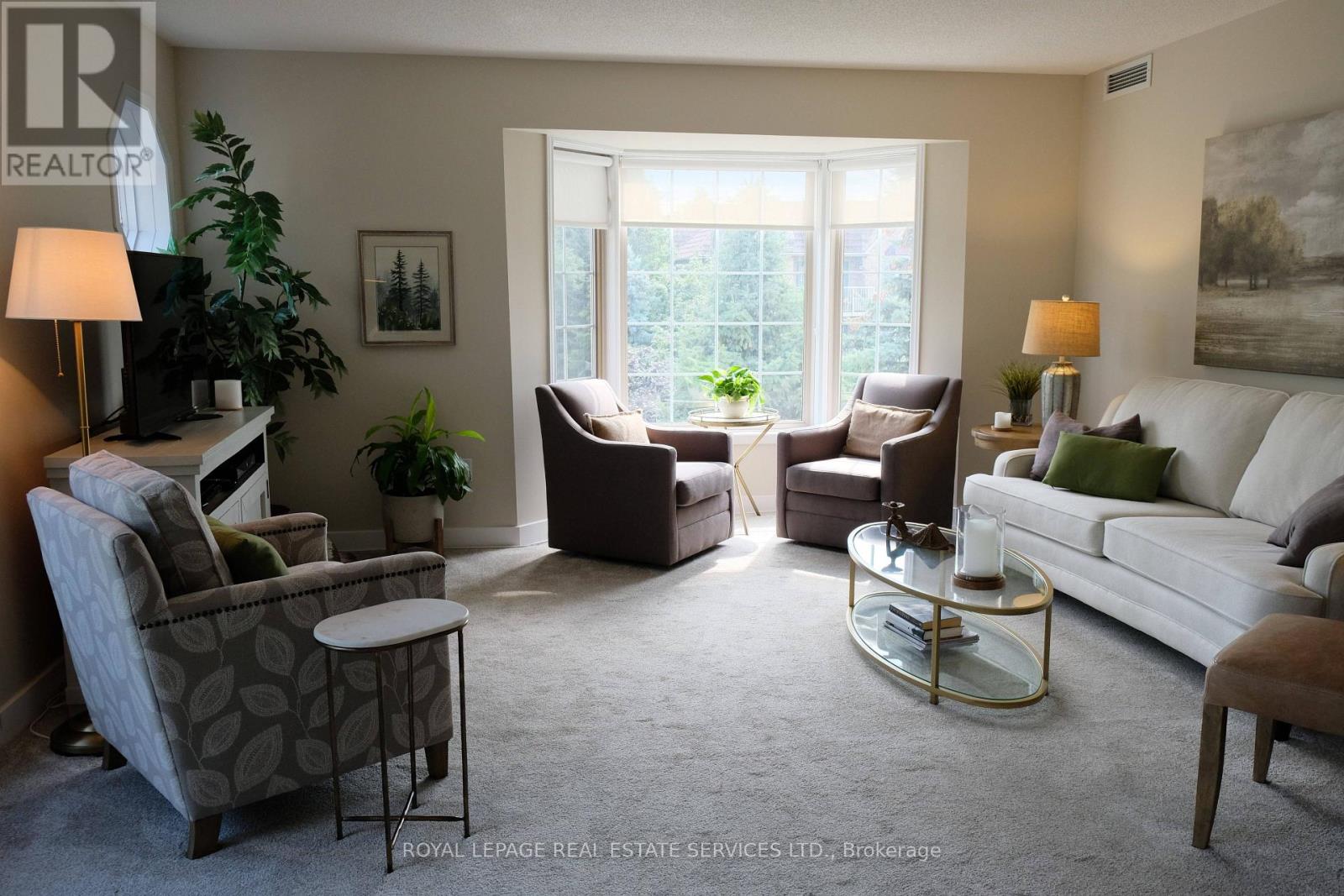 402 - 216c Plains Road W, Burlington (Bayview), Ontario  L7T 4L1 - Photo 8 - W12934424