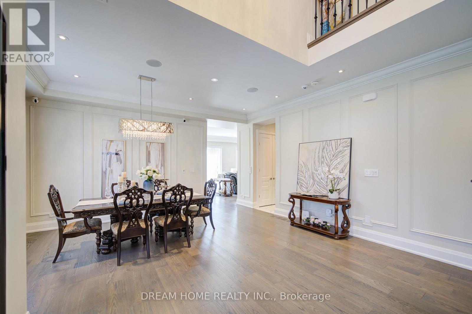 476 Tennyson Drive, Oakville, Ontario  L6L 3Z1 - Photo 10 - W12934430