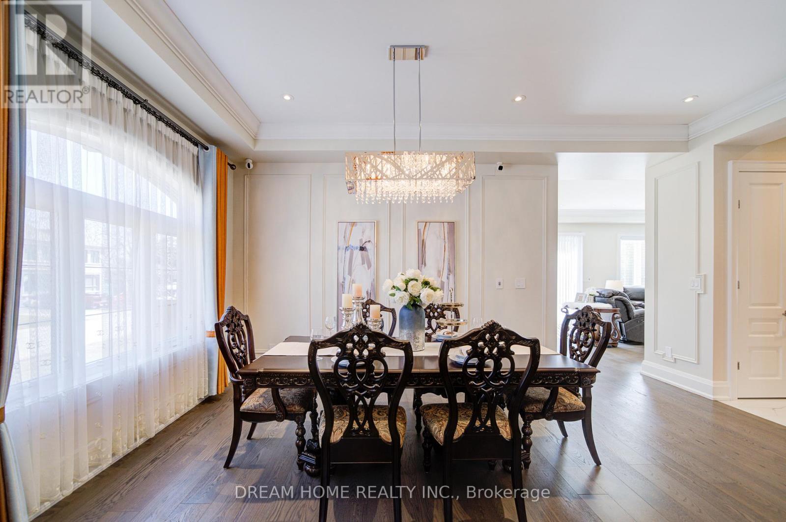 476 Tennyson Drive, Oakville, Ontario  L6L 3Z1 - Photo 12 - W12934430