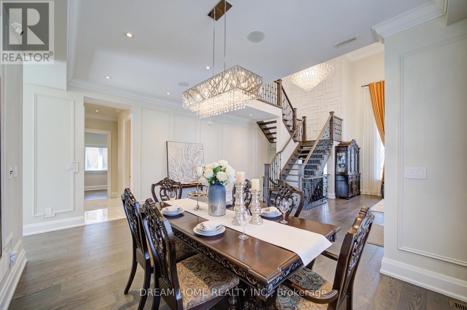 476 Tennyson Drive, Oakville, Ontario  L6L 3Z1 - Photo 15 - W12934430