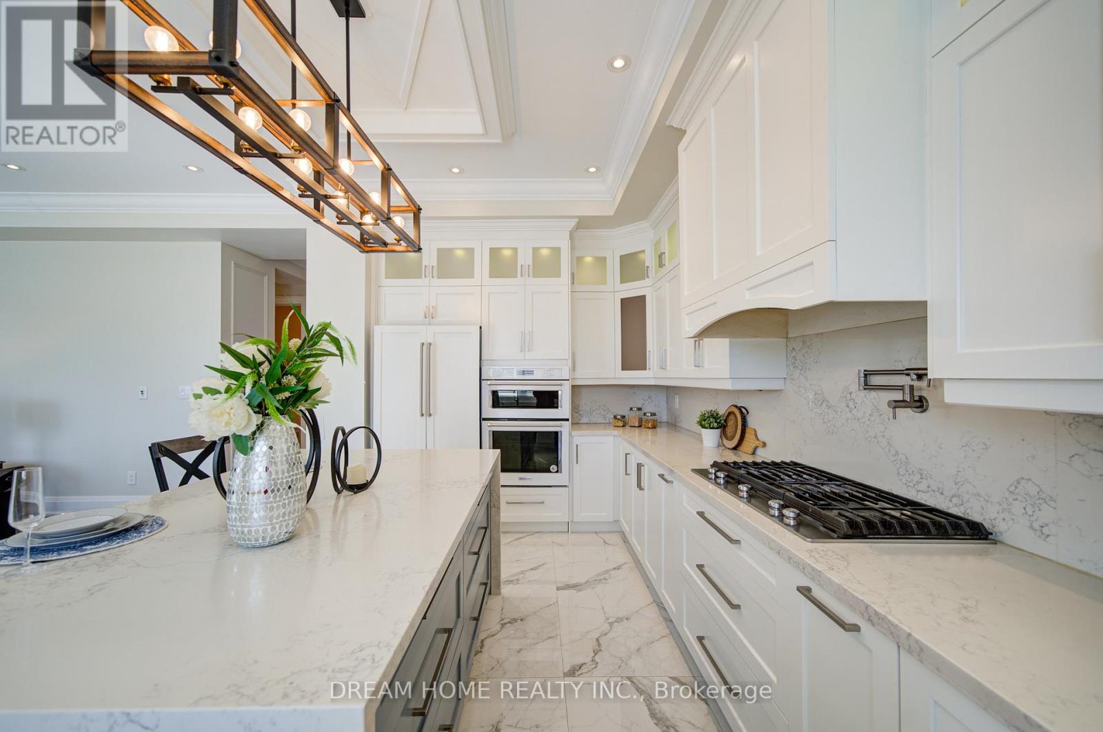 476 Tennyson Drive, Oakville, Ontario  L6L 3Z1 - Photo 18 - W12934430