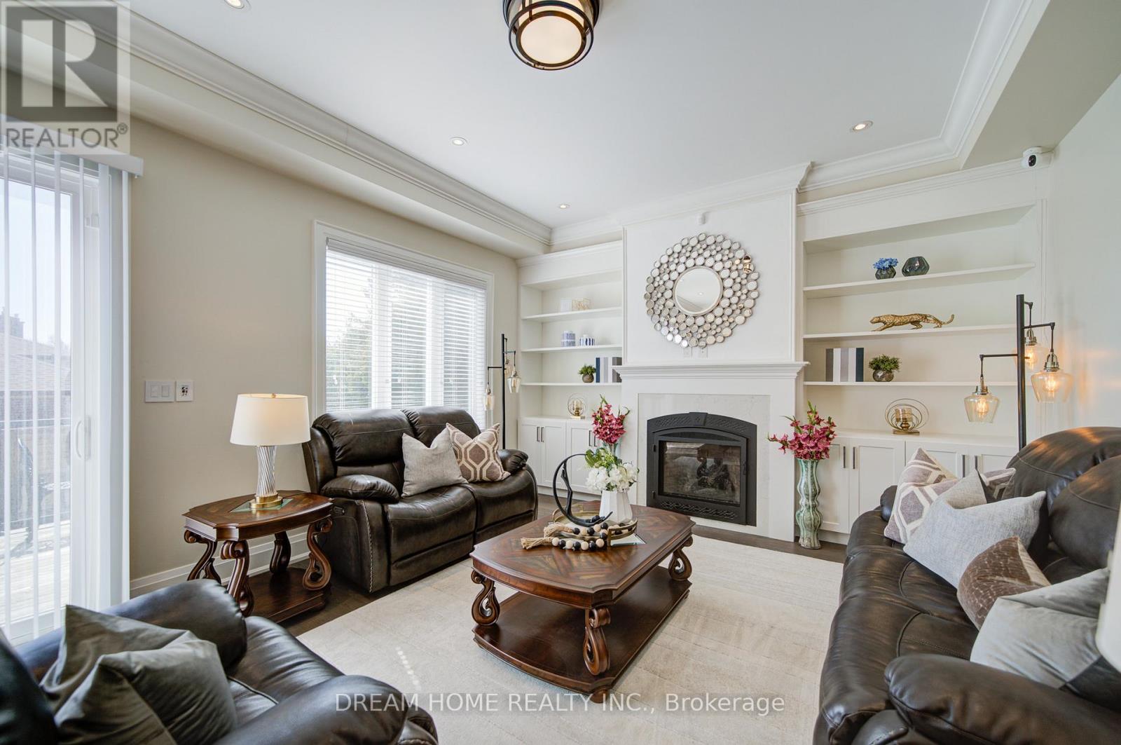 476 Tennyson Drive, Oakville, Ontario  L6L 3Z1 - Photo 21 - W12934430