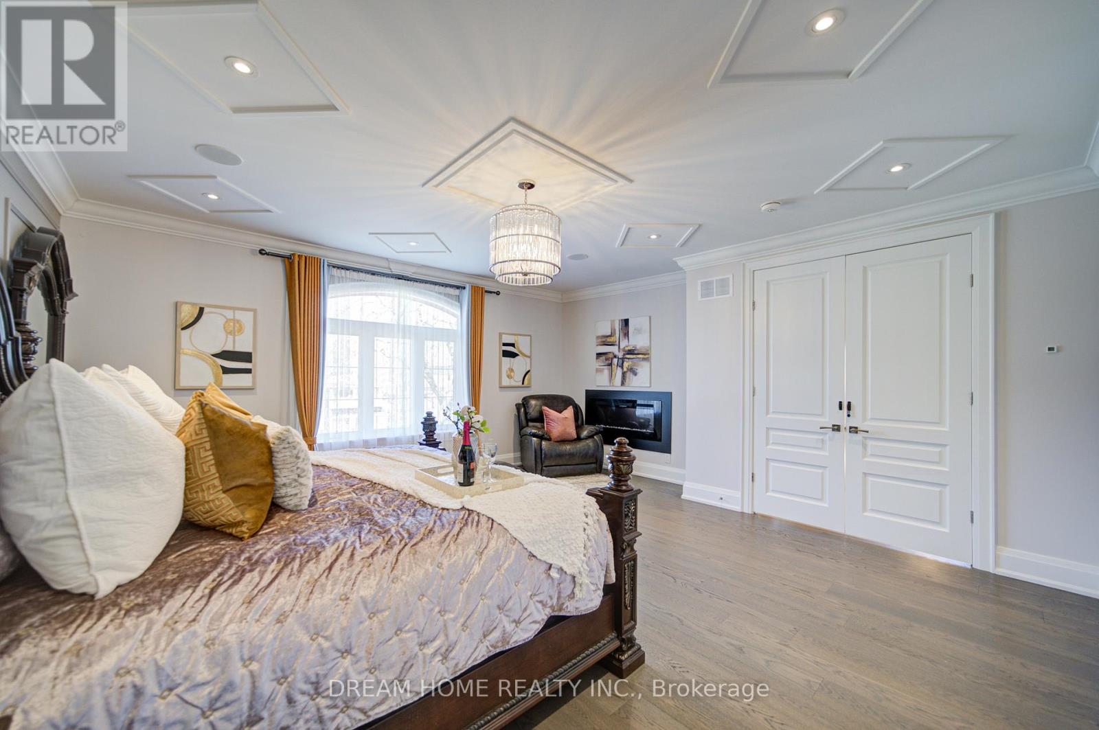 476 Tennyson Drive, Oakville, Ontario  L6L 3Z1 - Photo 29 - W12934430