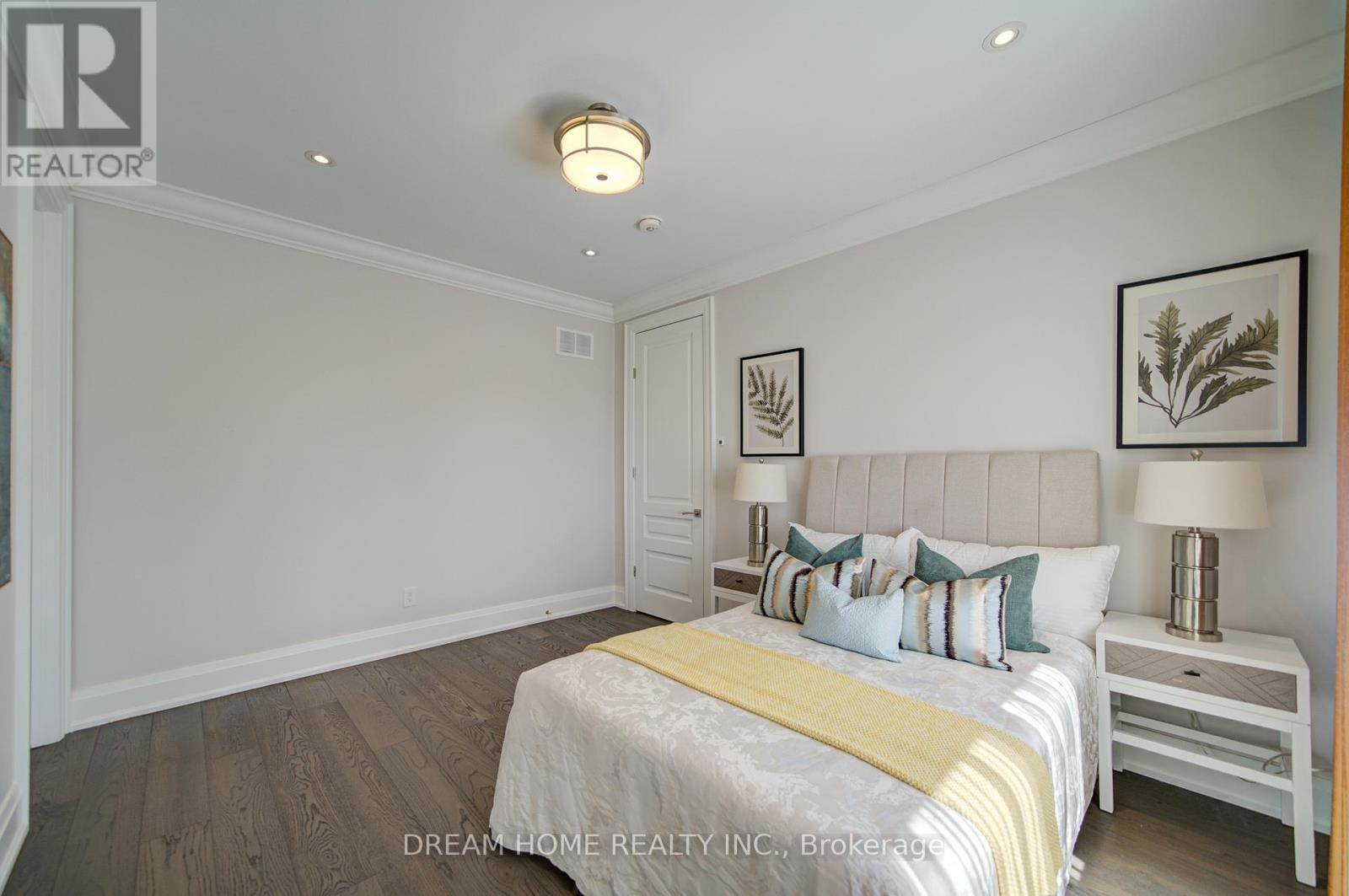 476 Tennyson Drive, Oakville, Ontario  L6L 3Z1 - Photo 37 - W12934430