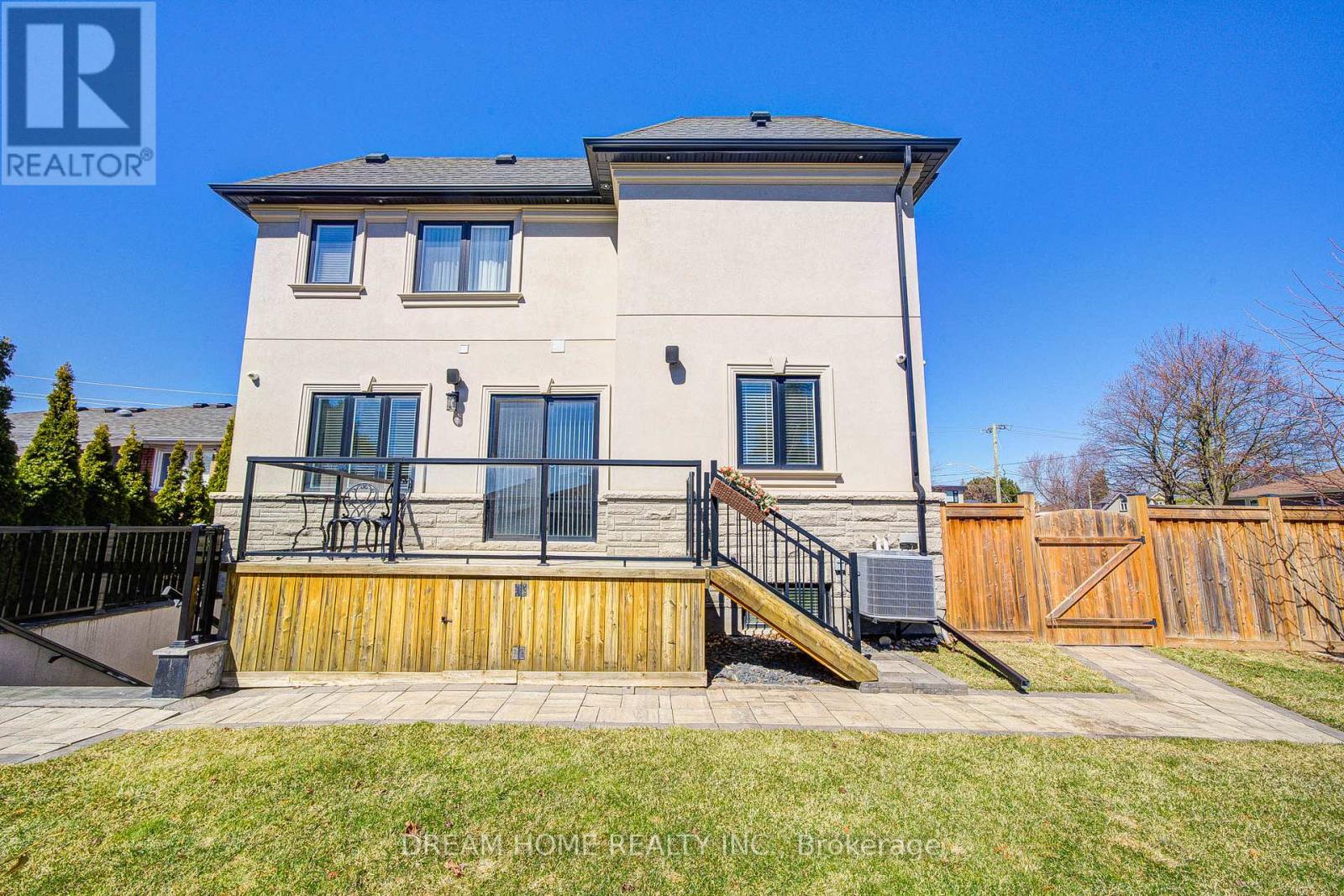 476 Tennyson Drive, Oakville, Ontario  L6L 3Z1 - Photo 47 - W12934430