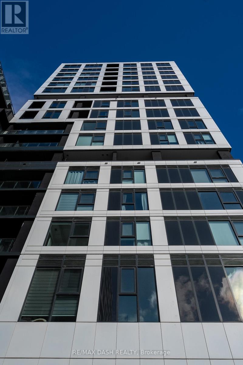 619 - 1007 The Queensway Avenue, Toronto (Islington-City Centre West), Ontario  M8Z 0H4 - Photo 2 - W12934494