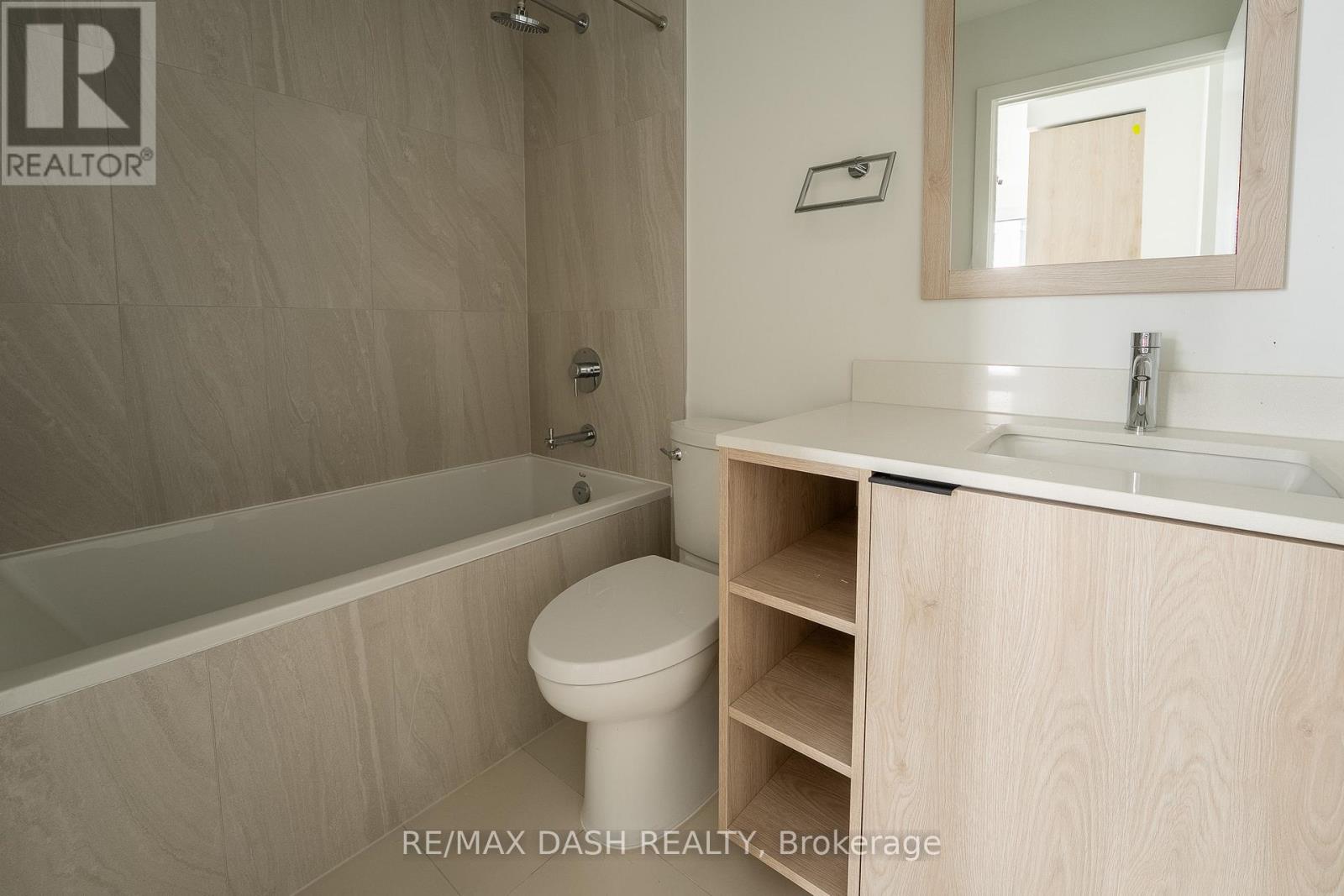 619 - 1007 The Queensway Avenue, Toronto (Islington-City Centre West), Ontario  M8Z 0H4 - Photo 9 - W12934494