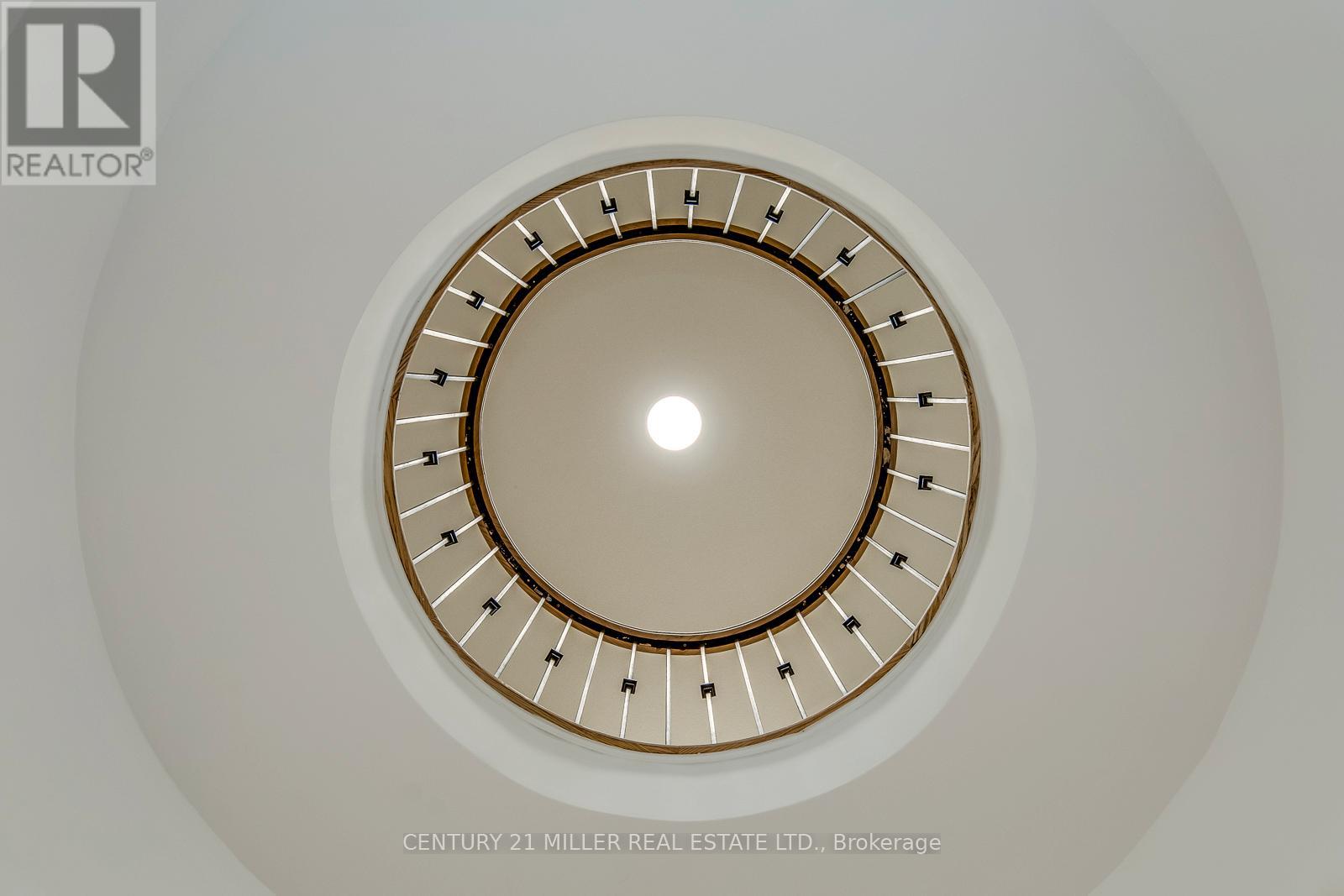 4645 Ethel Road, Burlington, Ontario  L7M 0E4 - Photo 10 - W12934502