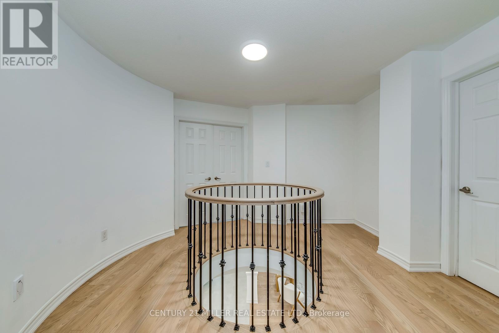 4645 Ethel Road, Burlington, Ontario  L7M 0E4 - Photo 25 - W12934502