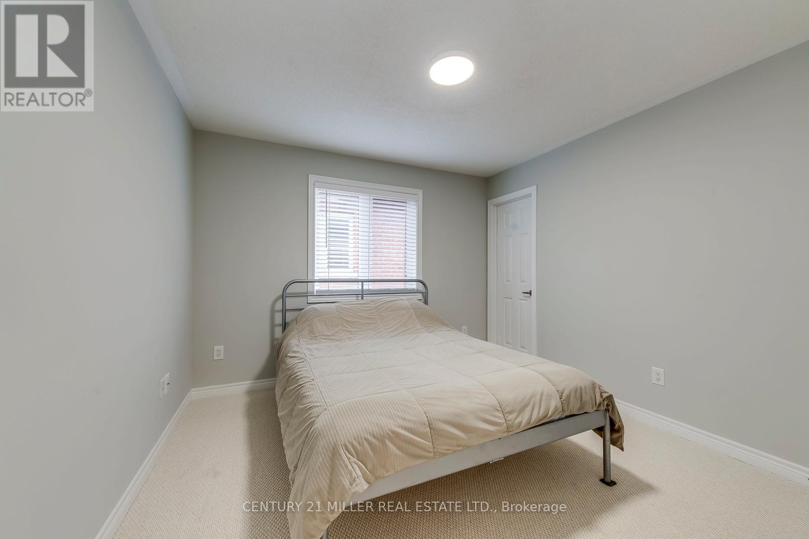 4645 Ethel Road, Burlington, Ontario  L7M 0E4 - Photo 36 - W12934502