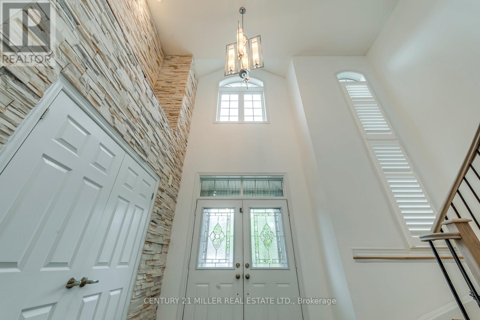 4645 Ethel Road, Burlington, Ontario  L7M 0E4 - Photo 5 - W12934502