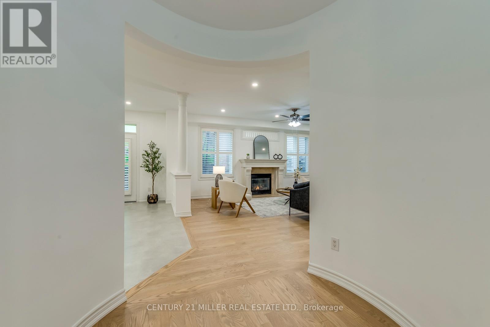 4645 Ethel Road, Burlington, Ontario  L7M 0E4 - Photo 9 - W12934502