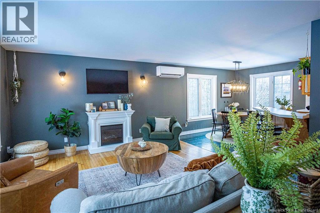 17 Rossville Road, Nackawic, New Brunswick  E6G 1V2 - Photo 3 - NB135425