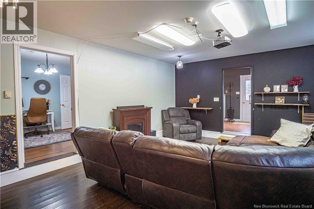 17 Rossville Road, Nackawic, New Brunswick  E6G 1V2 - Photo 14 - NB135425