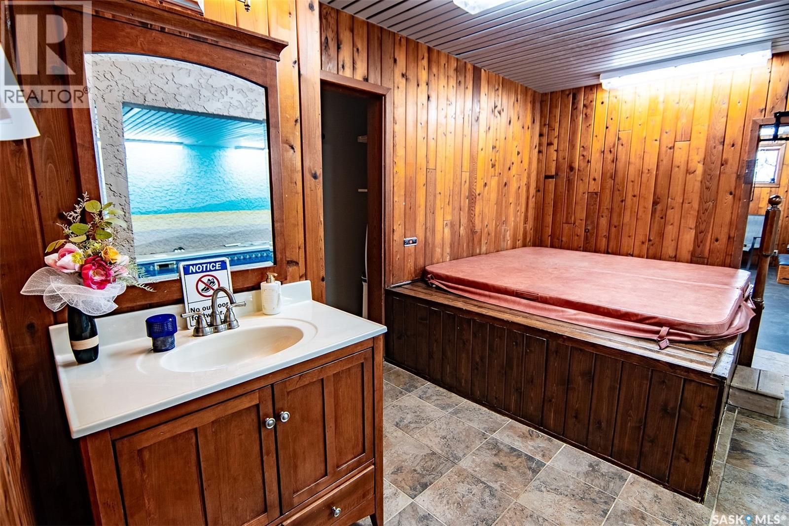 202 699 28th Street W, Prince Albert, Saskatchewan  S6V 5E6 - Photo 31 - SK031552