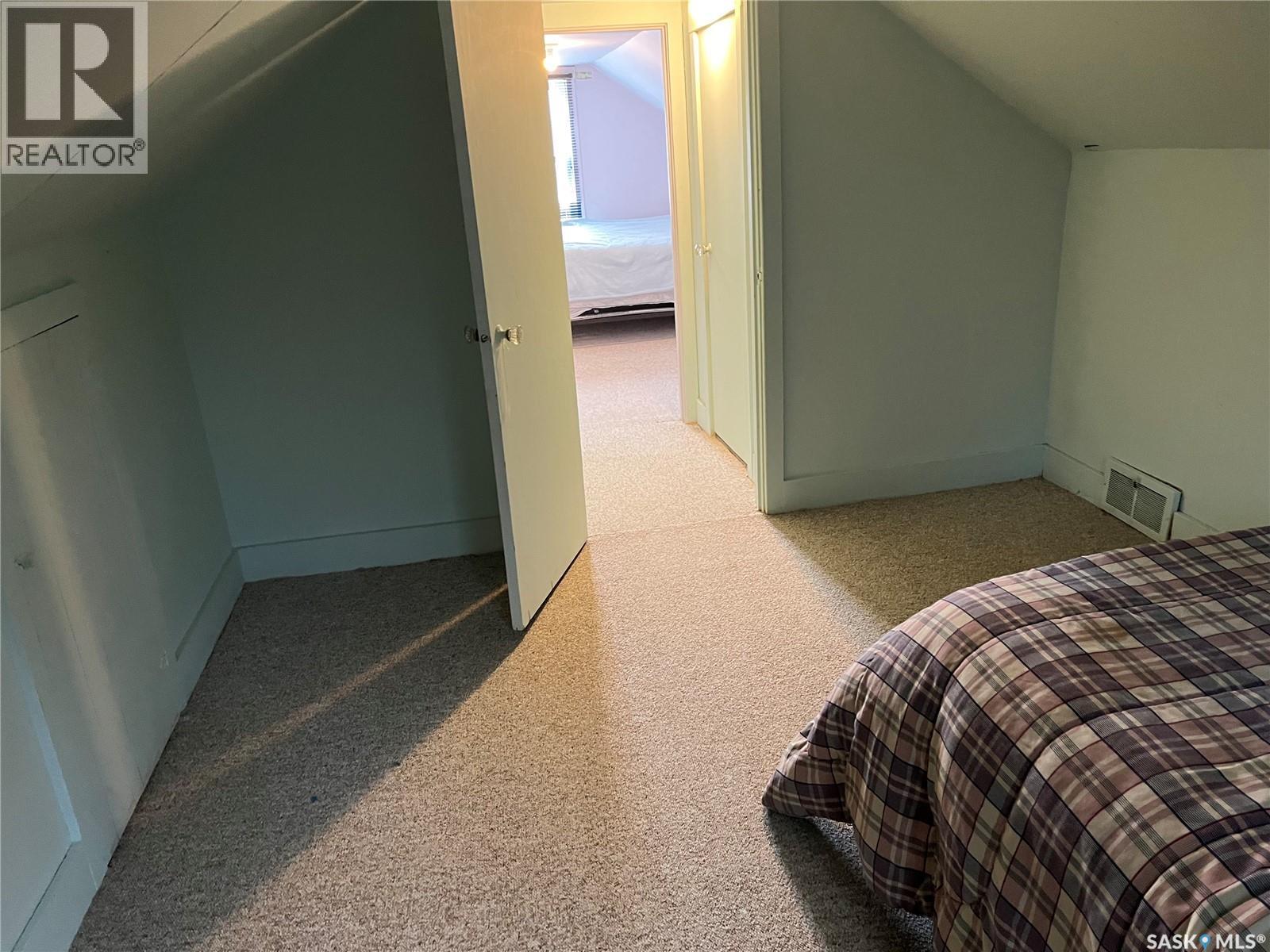 101 1st Street E, Lafleche, Saskatchewan  S0H 2K0 - Photo 18 - SK031539