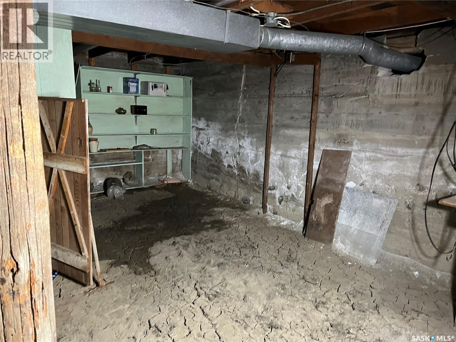 101 1st Street E, Lafleche, Saskatchewan  S0H 2K0 - Photo 29 - SK031539