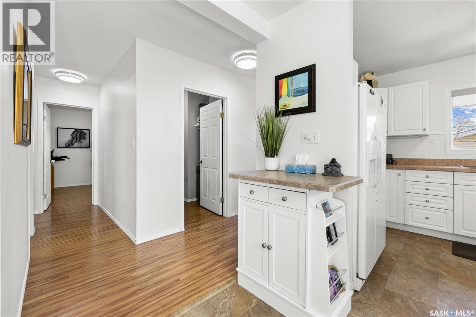 359 4th Avenue Se, Swift Current, Saskatchewan  S9H 3L7 - Photo 12 - SK031498