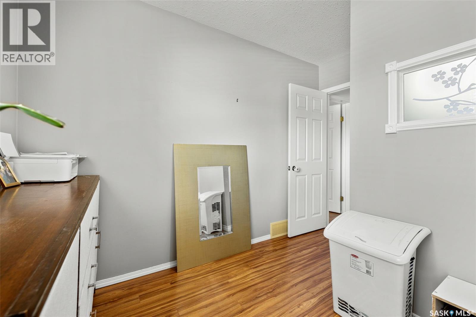 359 4th Avenue Se, Swift Current, Saskatchewan  S9H 3L7 - Photo 20 - SK031498